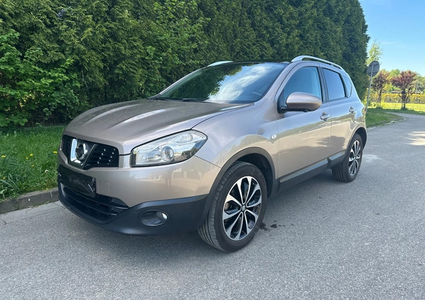 Nissan Qashqai cena 38500 przebieg: 173240, rok produkcji 2012 z Katowice małe 326